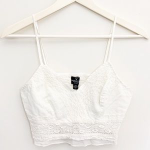AMERICAN EAGLE Crochet Lace Detailed Crop Top